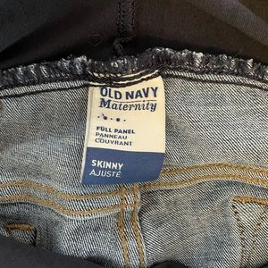 Old Navy Maternity size 8 Jeans
